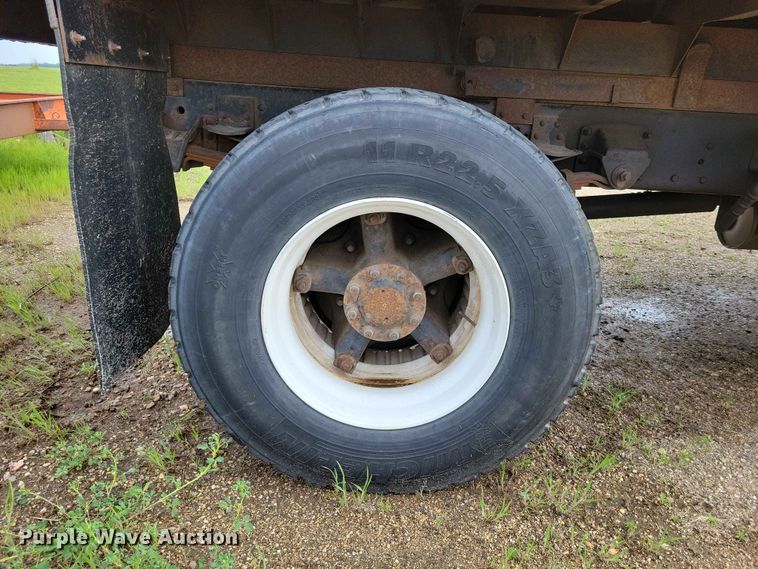 image for item DZ7163 1992 Chevrolet  Kodiak dump truck