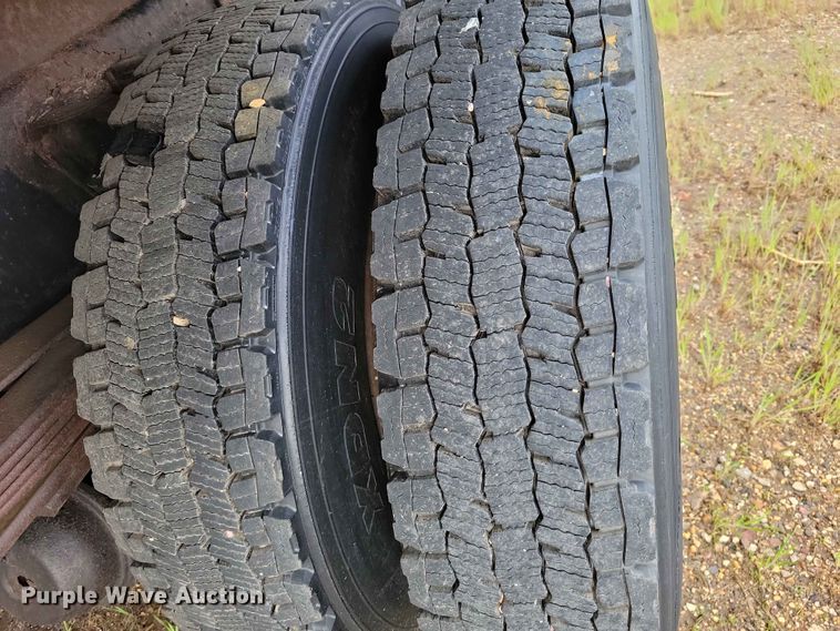image for item DZ7163 1992 Chevrolet  Kodiak dump truck