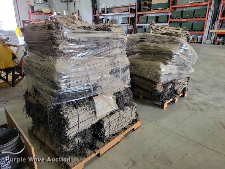 image for item DZ7165 (2) pallets of sand bags