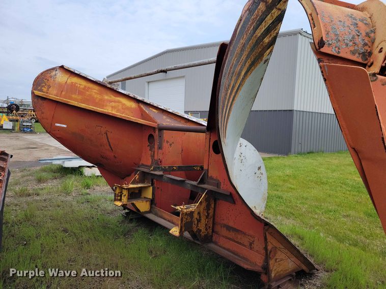 image for item DZ7175 V plow