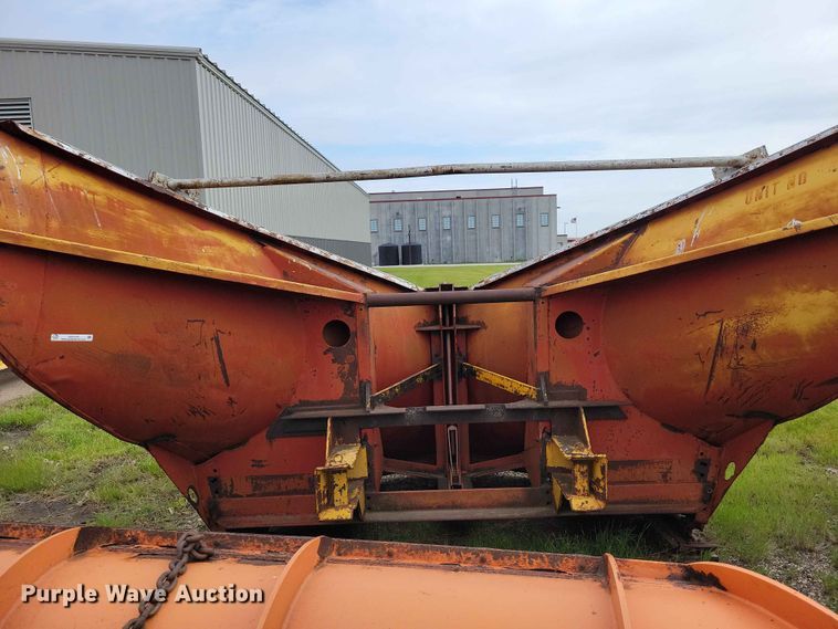 image for item DZ7175 V plow