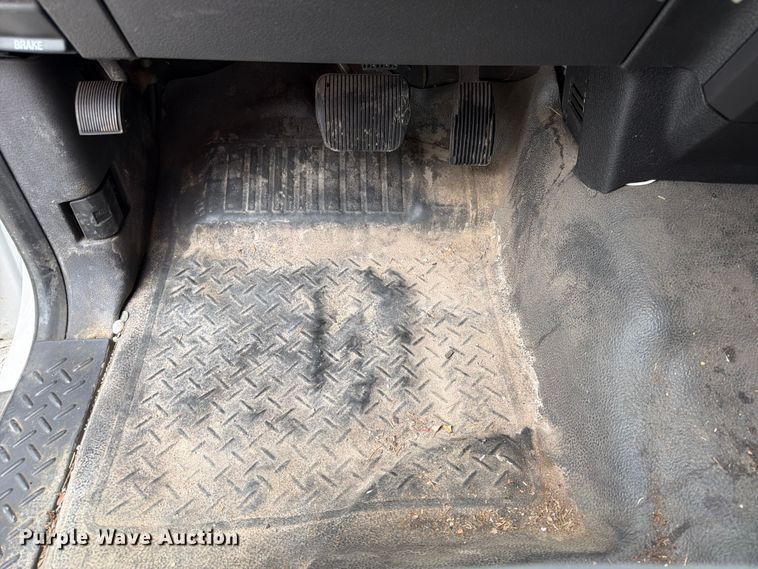 image for item EA4926 2014 Ford F150 Ext. Cab pickup truck