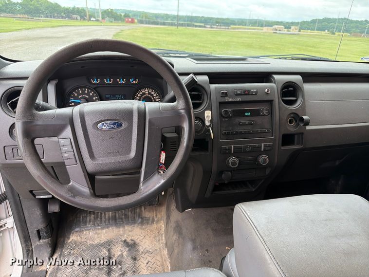 image for item EA4926 2014 Ford F150 Ext. Cab pickup truck