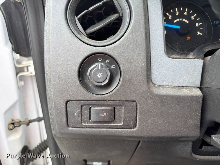 image for item EA4926 2014 Ford F150 Ext. Cab pickup truck
