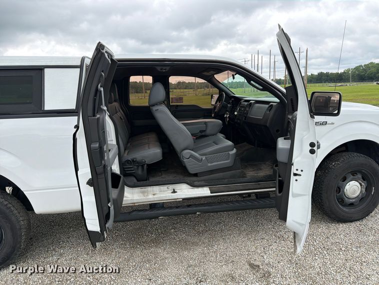image for item EA4926 2014 Ford F150 Ext. Cab pickup truck