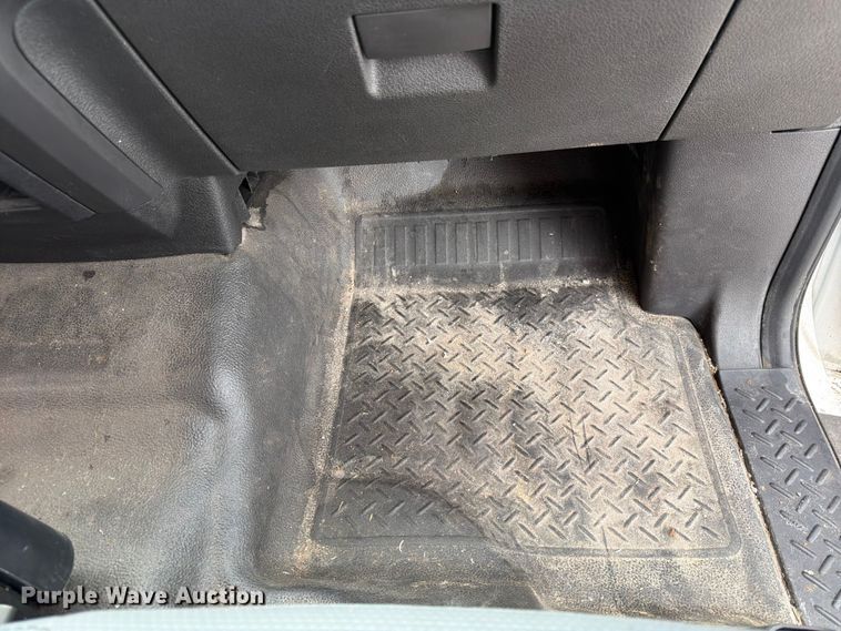 image for item EA4926 2014 Ford F150 Ext. Cab pickup truck