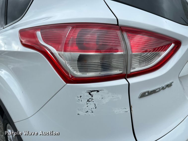 image for item EA4927 2014 Ford Escape SUV