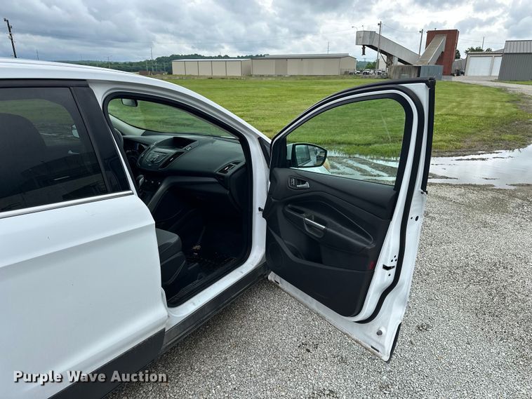 image for item EA4927 2014 Ford Escape SUV