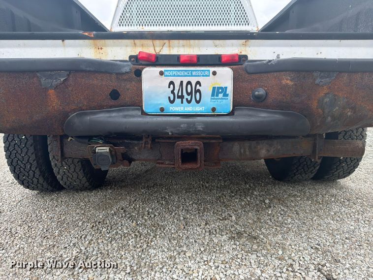 image for item EA4928 2006 Ford F350 Super Duty Ext. Cab pickup truck