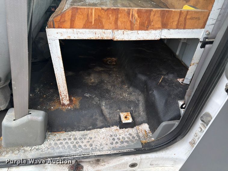 image for item EA4928 2006 Ford F350 Super Duty Ext. Cab pickup truck