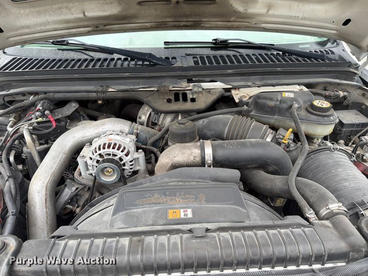 image for item EA4928 2006 Ford F350 Super Duty Ext. Cab pickup truck