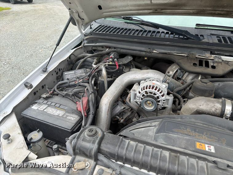 image for item EA4928 2006 Ford F350 Super Duty Ext. Cab pickup truck