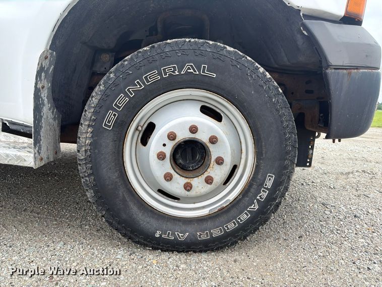image for item EA4928 2006 Ford F350 Super Duty Ext. Cab pickup truck