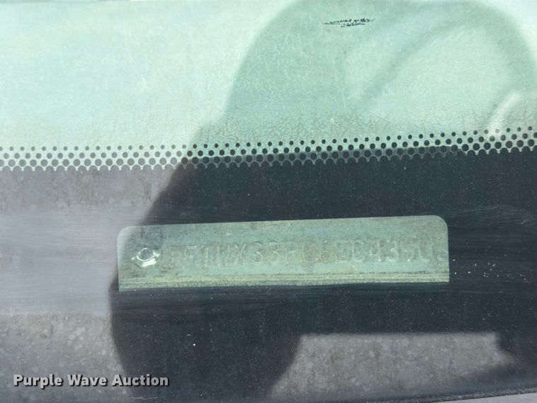image for item EA4928 2006 Ford F350 Super Duty Ext. Cab pickup truck