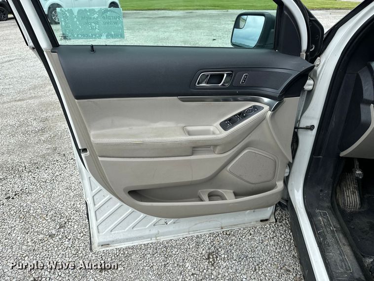 image for item EA4929 2012 Ford Explorer SUV