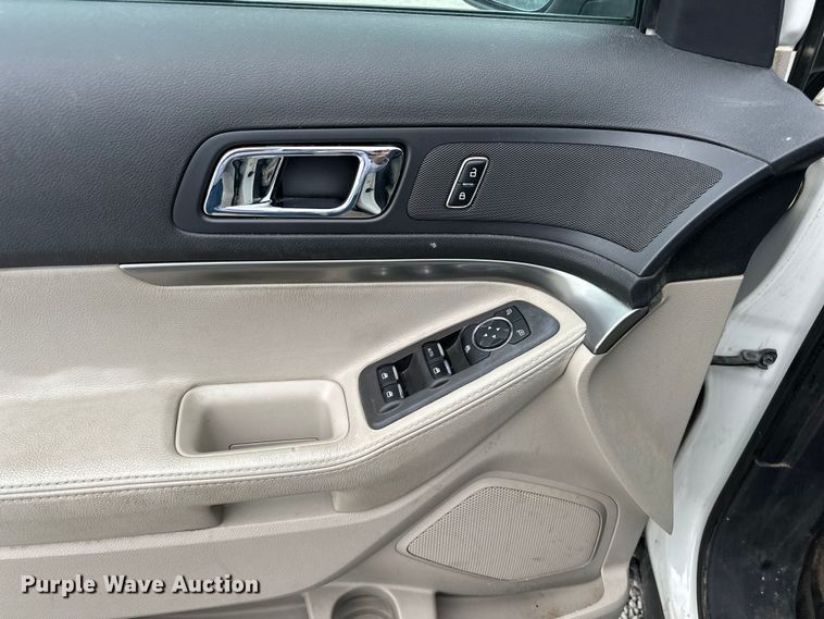 image for item EA4929 2012 Ford Explorer SUV