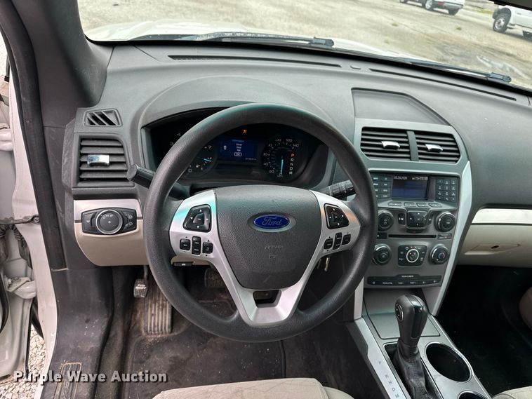 image for item EA4929 2012 Ford Explorer SUV