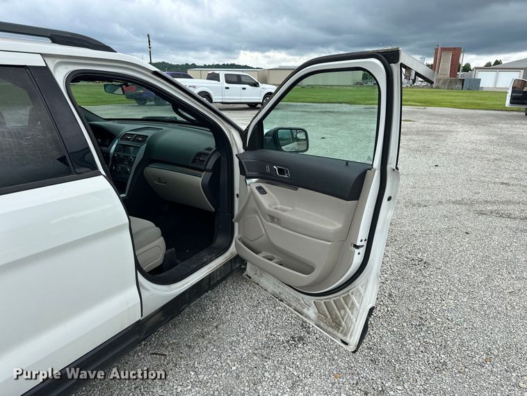image for item EA4929 2012 Ford Explorer SUV