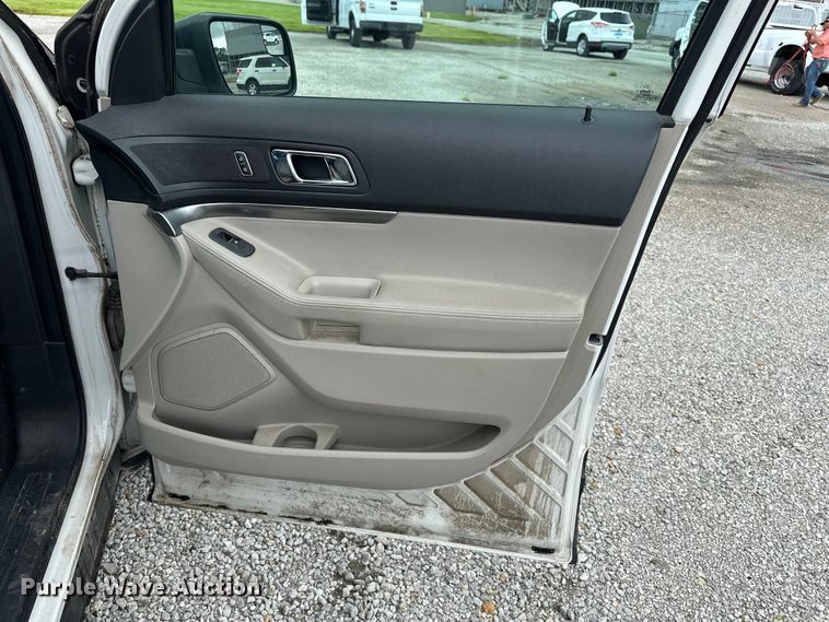 image for item EA4929 2012 Ford Explorer SUV
