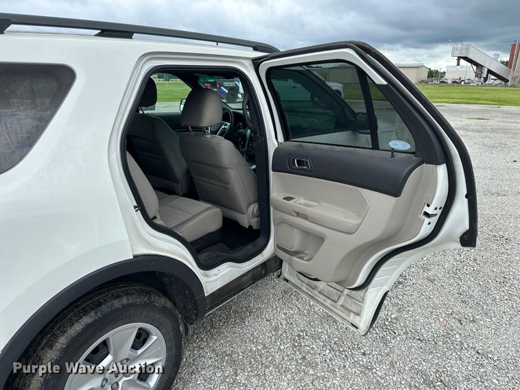 image for item EA4929 2012 Ford Explorer SUV