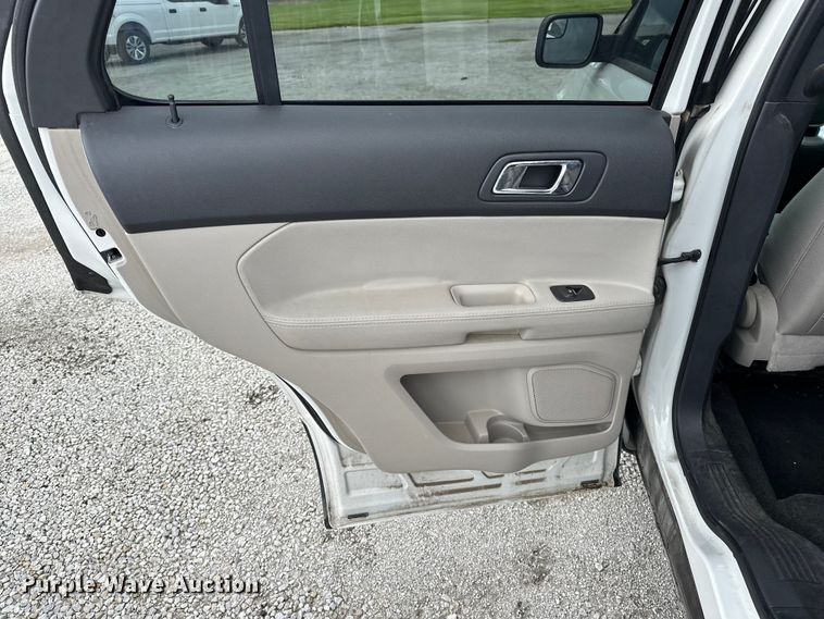 image for item EA4929 2012 Ford Explorer SUV