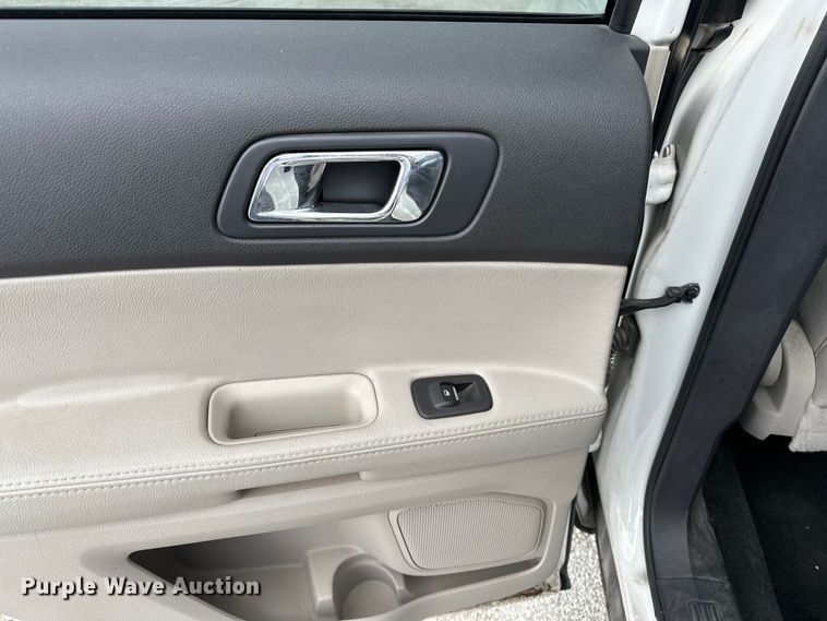 image for item EA4929 2012 Ford Explorer SUV