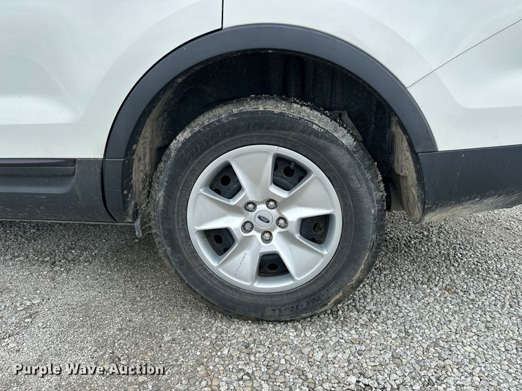 image for item EA4929 2012 Ford Explorer SUV