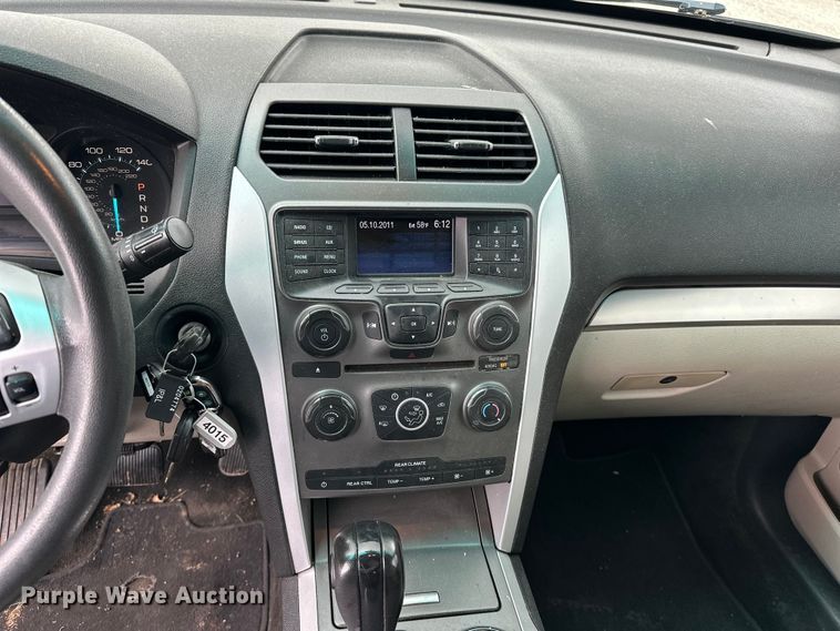 image for item EA4930 2012 Ford Explorer SUV