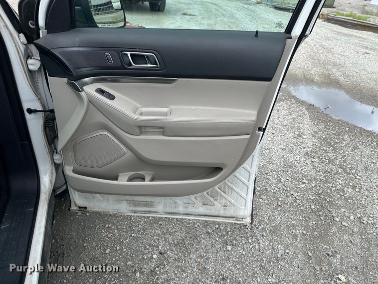 image for item EA4930 2012 Ford Explorer SUV