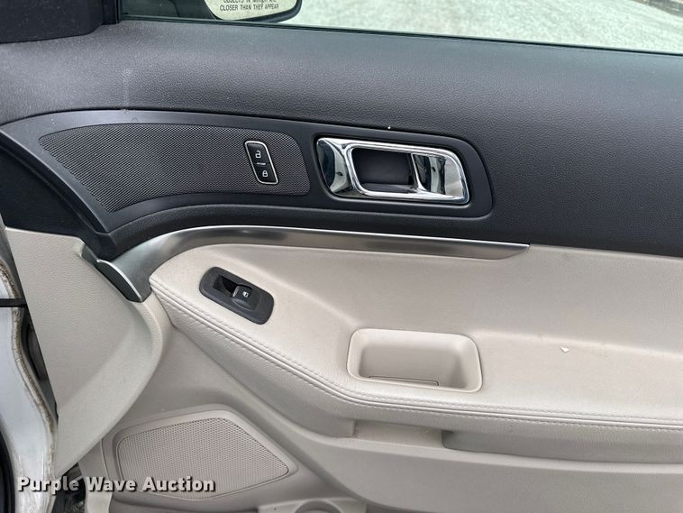 image for item EA4930 2012 Ford Explorer SUV