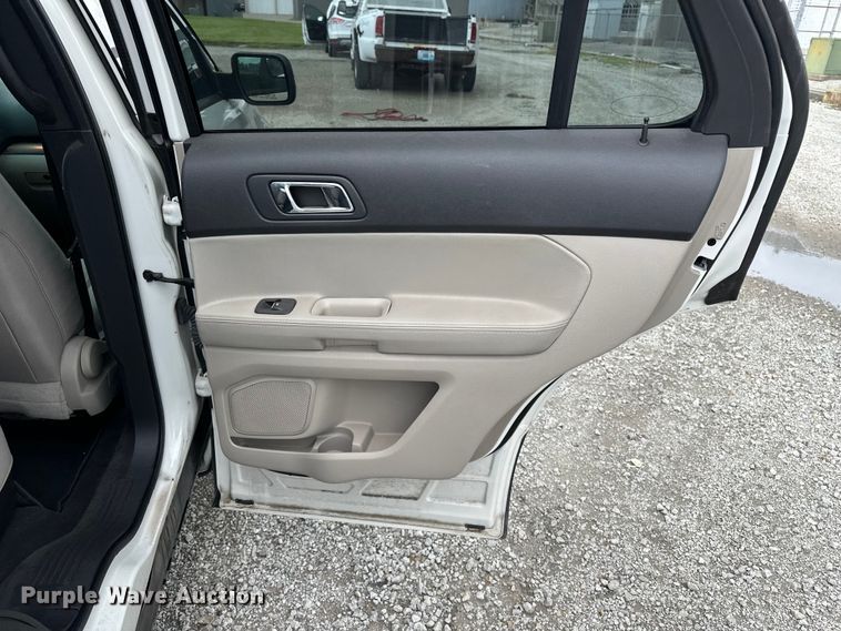 image for item EA4930 2012 Ford Explorer SUV