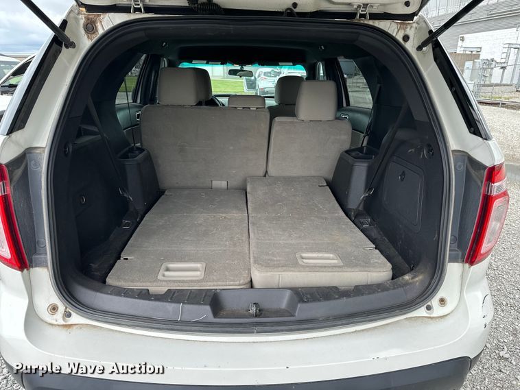 image for item EA4930 2012 Ford Explorer SUV