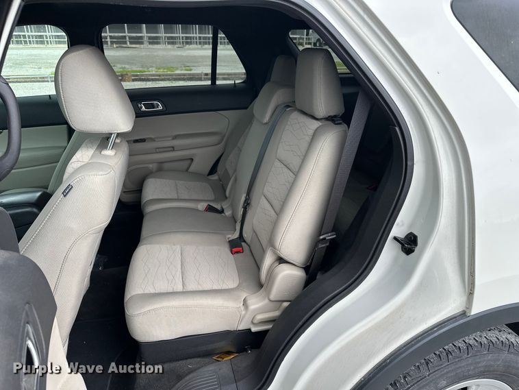 image for item EA4930 2012 Ford Explorer SUV