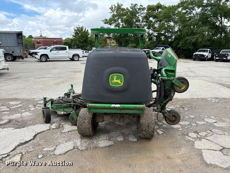 image for item EA4931 2014 John Deere 1600 Turbo Series II lawn mower
