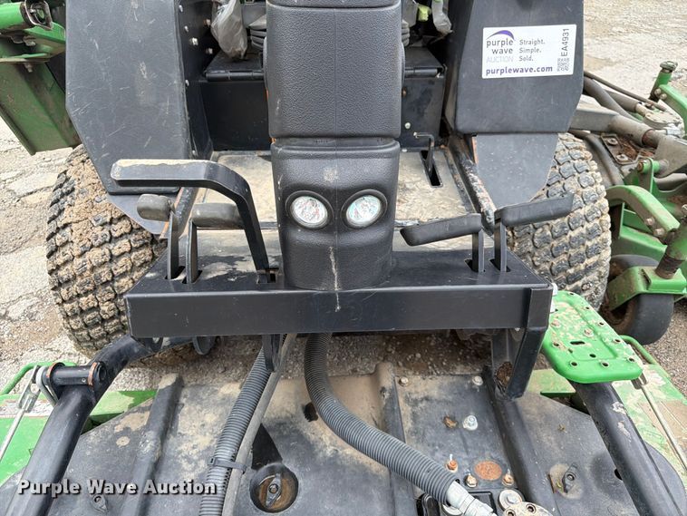 image for item EA4931 2014 John Deere 1600 Turbo Series II lawn mower