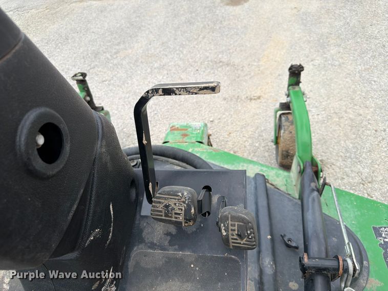image for item EA4931 2014 John Deere 1600 Turbo Series II lawn mower