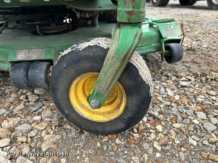 image for item EA4933 John Deere lawn equipment