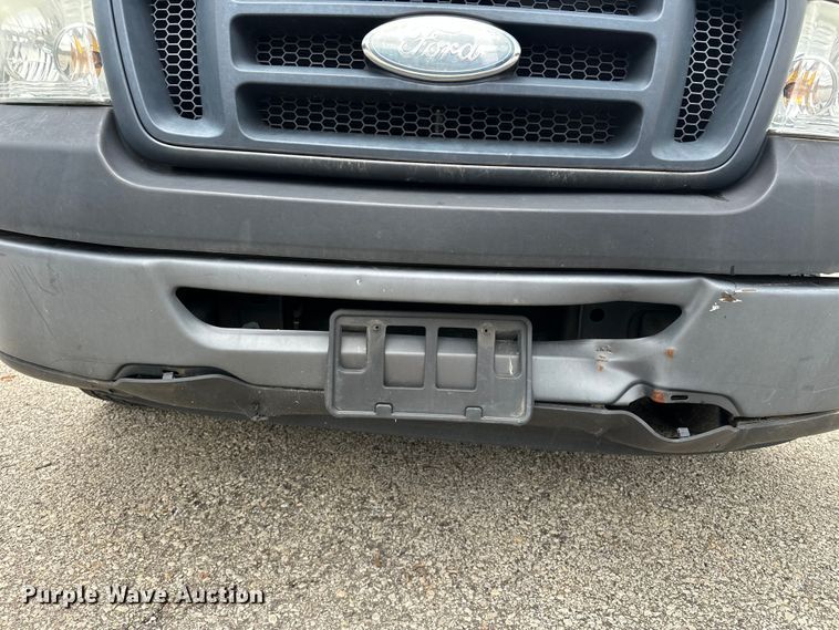 image for item EA4936 2007 Ford F150 pickup truck