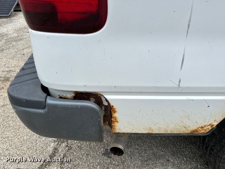 image for item EA4936 2007 Ford F150 pickup truck