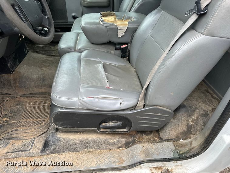 image for item EA4936 2007 Ford F150 pickup truck