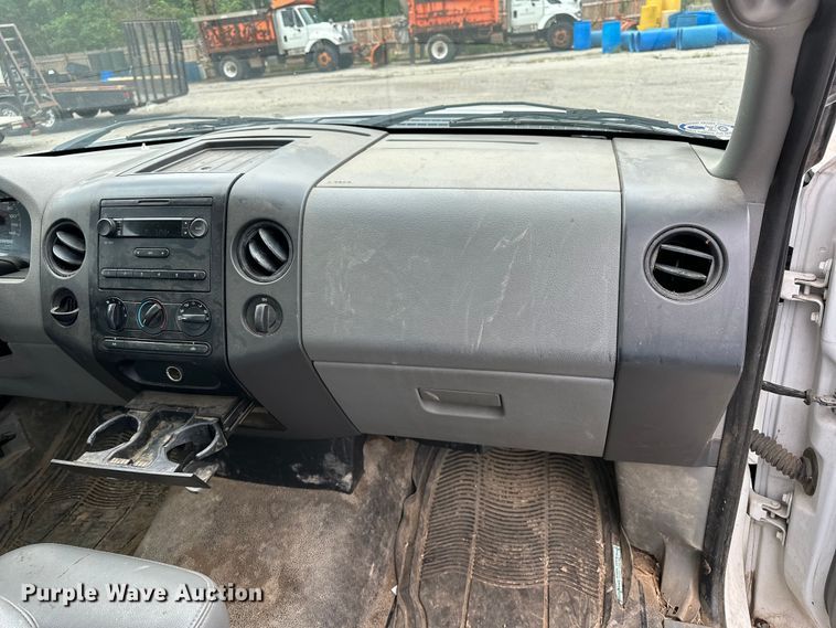image for item EA4936 2007 Ford F150 pickup truck