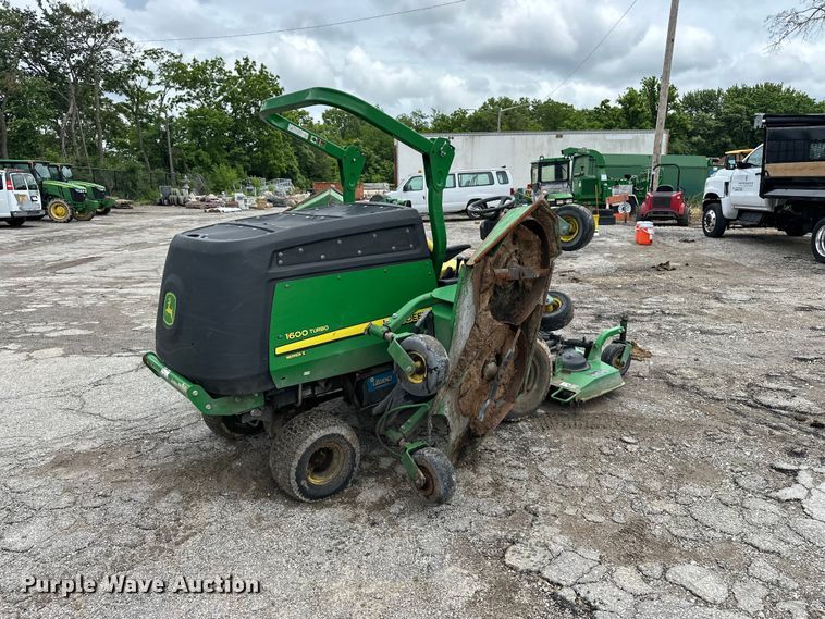 image for item EA4937 2013 John Deere 1600 Turbo Series II lawn mower