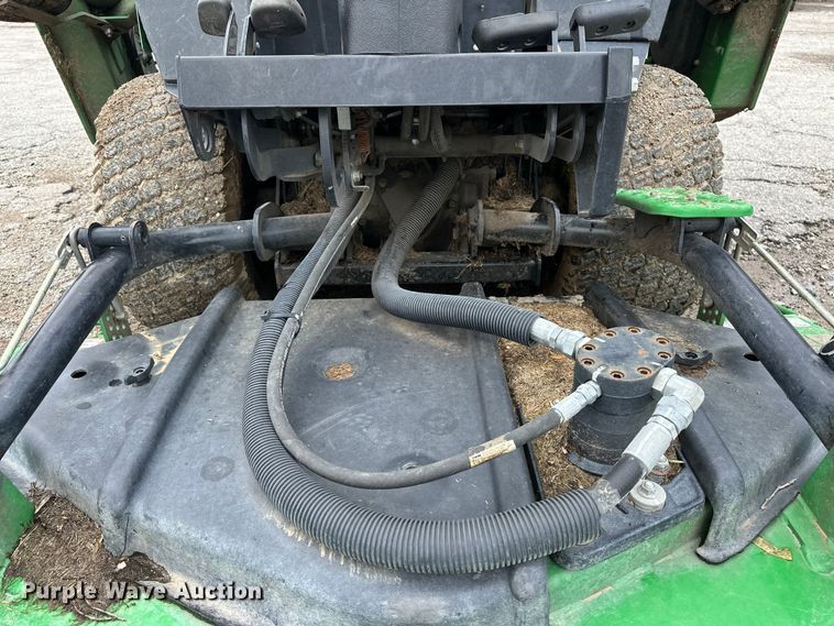 image for item EA4937 2013 John Deere 1600 Turbo Series II lawn mower
