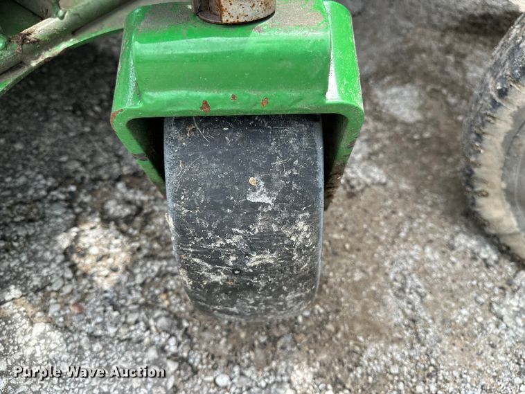 image for item EA4937 2013 John Deere 1600 Turbo Series II lawn mower