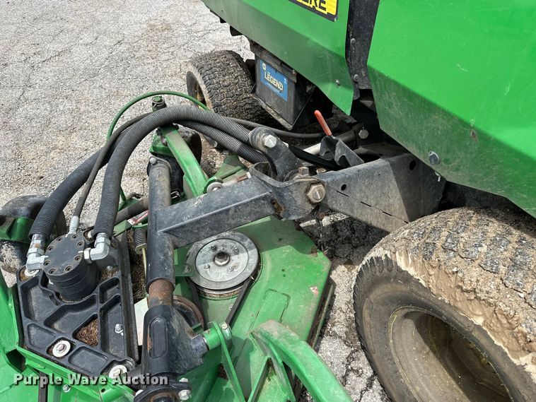 image for item EA4937 2013 John Deere 1600 Turbo Series II lawn mower