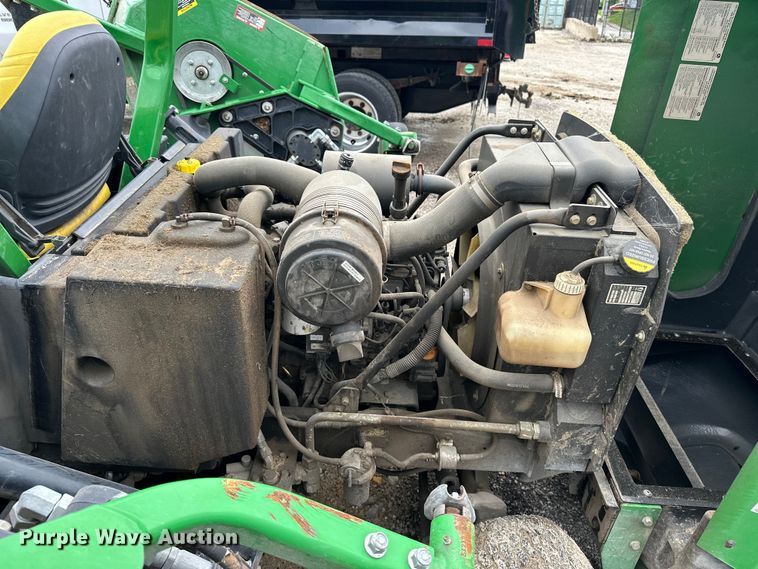 image for item EA4937 2013 John Deere 1600 Turbo Series II lawn mower