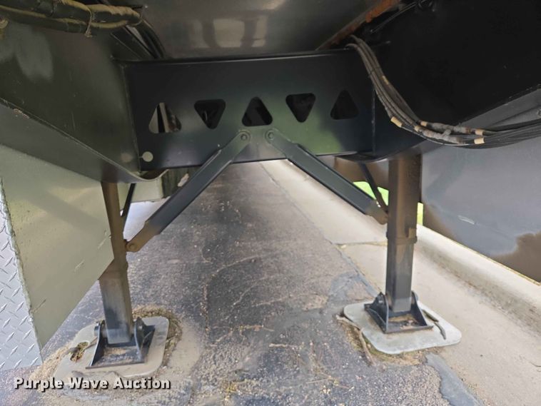 image for item EB1472 2015 Trail King Industries TK40CF medical training trailer