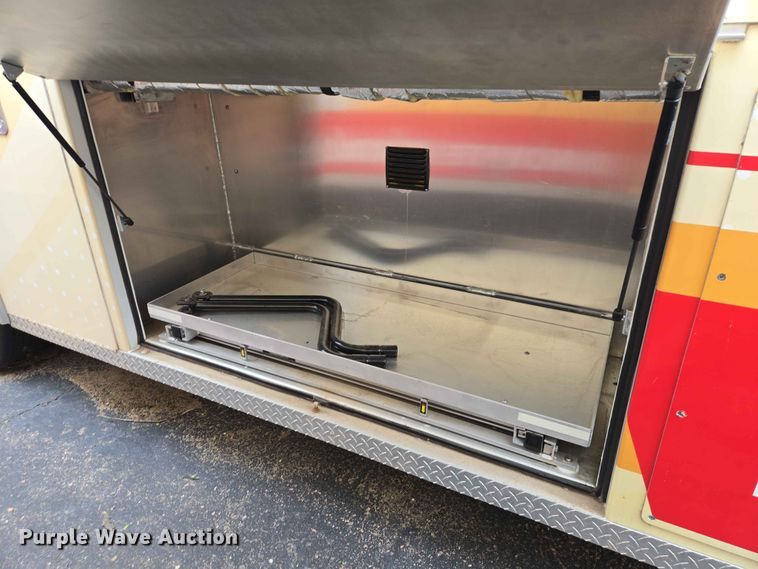 image for item EB1472 2015 Trail King Industries TK40CF medical training trailer