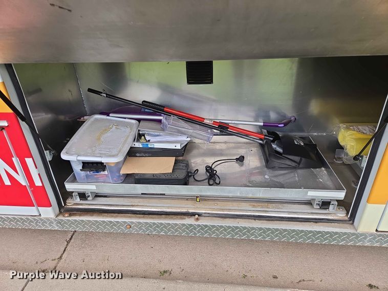 image for item EB1472 2015 Trail King Industries TK40CF medical training trailer