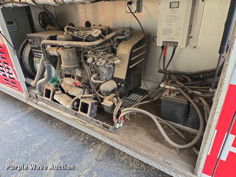 image for item EB1472 2015 Trail King Industries TK40CF medical training trailer